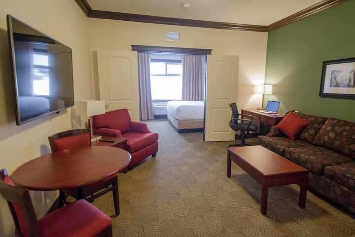 Room 5 of 40